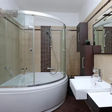 公寓 Starry Night - Smart Tv, Extra Big Bed, Big Bathtub, Private Parking, Sea View, Wifi, 2bedrooms 沃洛斯科