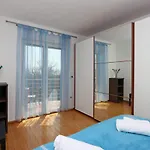 Starry Night - Smart Tv, Extra Big Bed, Big Bathtub, Private Parking, Sea View, Wifi, 2bedrooms شقة فولوسكو