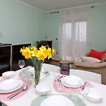 Starry Night - Smart Tv, Extra Big Bed, Big Bathtub, Private Parking, Sea View, Wifi, 2bedrooms فولوسكو