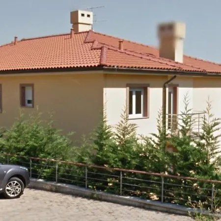 Starry Night - Smart Tv, Extra Big Bed, Big Bathtub, Private Parking, Sea View, Wifi, 2bedrooms Apartment *