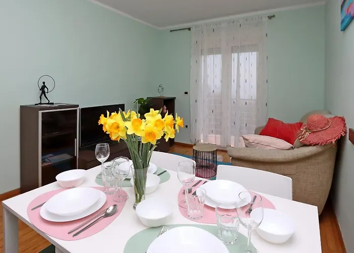 Starry Night - Smart Tv, Extra Big Bed, Big Bathtub, Private Parking, Sea View, Wifi, 2bedrooms 볼로스코