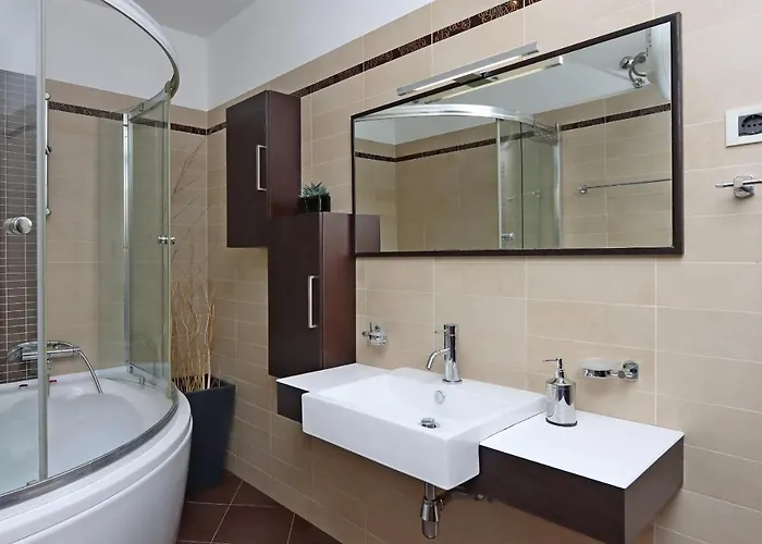 Starry Night - Smart Tv, Extra Big Bed, Big Bathtub, Private Parking, Sea View, Wifi, 2bedrooms 아파트 *