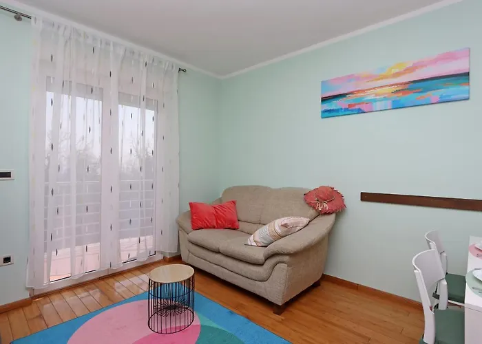 아파트 Starry Night - Smart Tv, Extra Big Bed, Big Bathtub, Private Parking, Sea View, Wifi, 2bedrooms